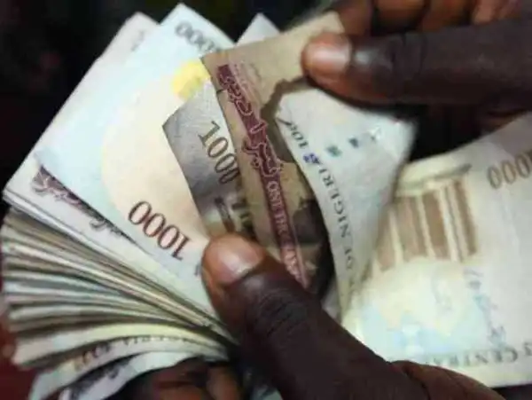 Why Nigerians shun banks, keep money at home – Survey